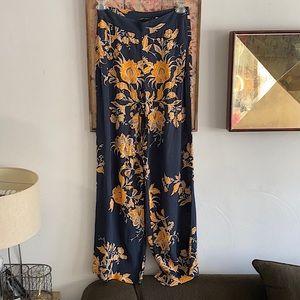 ZARA WOMAN HIGH WAIST NAVY FLORAL WIDE LEG TROUSERS PANTS 6
